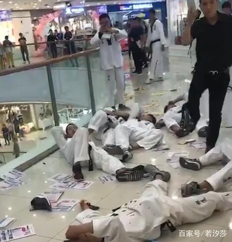 韩国人不服跆拳道被武术团灭，国内新闻火到国外！哪个实战性最强